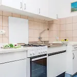 Apartment In With Wifi Malinska